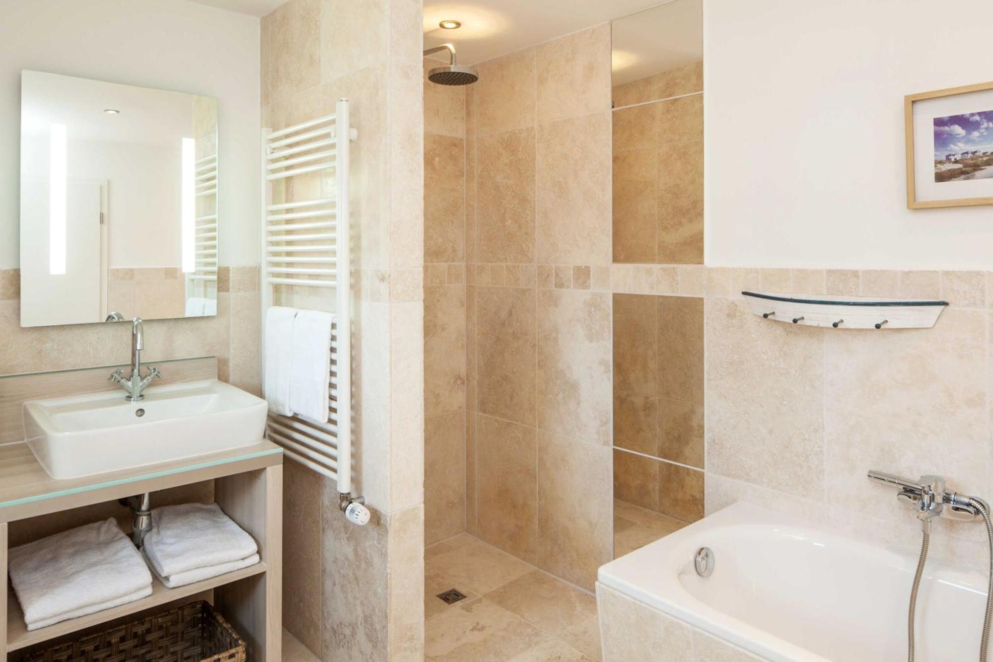 Tiiner Villa List Bagian luar foto